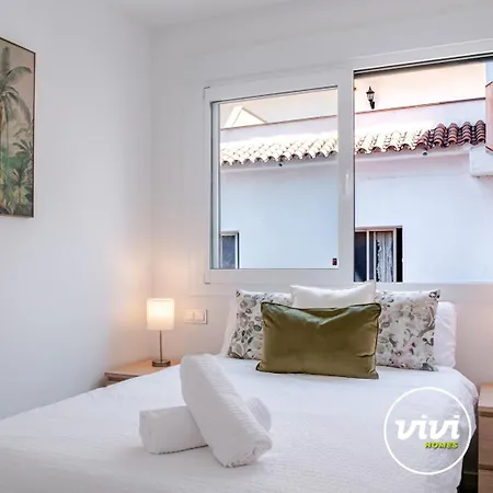 아파트 Vivi Homes - Casa Ovi - Center - -terrace 푸엔히롤라