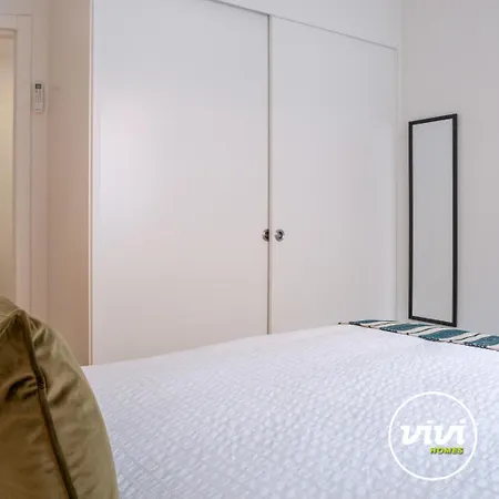Vivi Homes - Casa Ovi - Center - -terrace 아파트