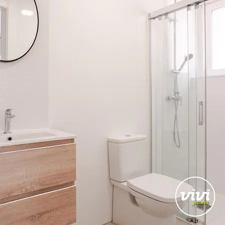 아파트 Vivi Homes - Casa Ovi - Center - -terrace 푸엔히롤라