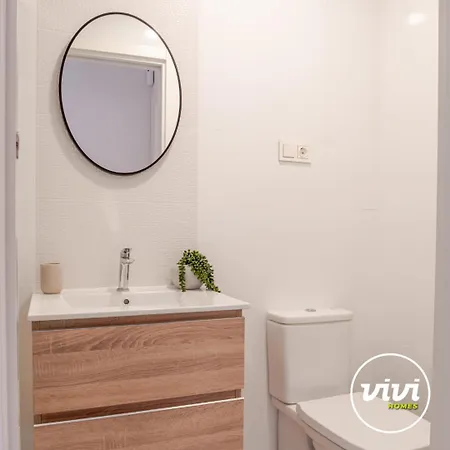 Vivi Homes - Casa Ovi - Center - -terrace